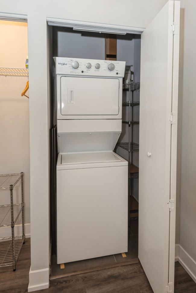 UNIT-505 - 320 E 21 St St, Condo with 2 bedrooms, 2 bathrooms and 1 parking in Chicago IL | Image 27