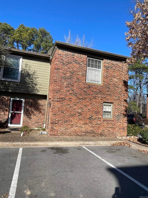 305-504 Green Mountain Dr, Little Rock, AR, 72211-2664 | Card Image