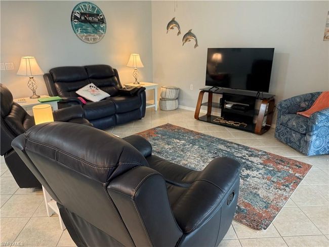 wonderful leather furniture stays | Image 10