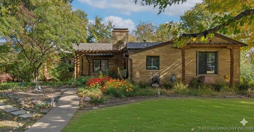 2547 College Ave, Tulsa, OK, 74114-4407 | Card Image