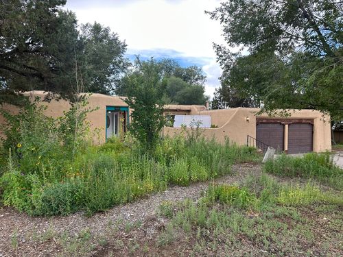 333 Kimberly Ln, White Rock, NM, 87547-3527 | Card Image