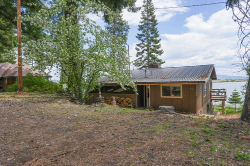 a2-27713 Rocky Point Rd, Klamath Falls, OR, 97601-8539 | Card Image