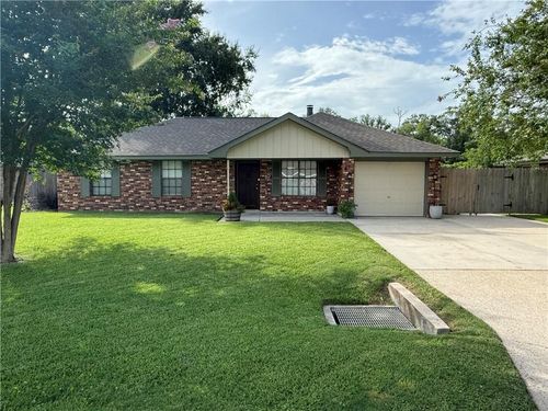 58 River Park Dr, Hahnville, LA, 70057-2439 | Card Image
