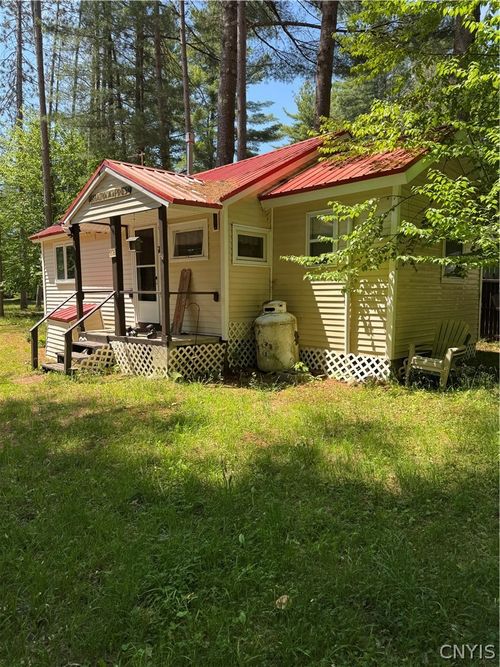 9876 Brown Tract Cir, Remsen, NY, 13438-4391 | Card Image
