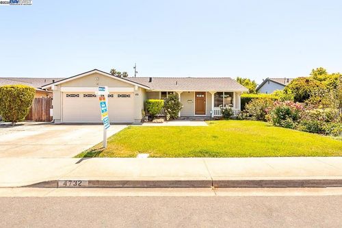 4732 Loretta Way, Union City, CA, 94587-5033 | Card Image