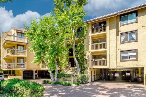206-3481 Stancrest Dr, Glendale, CA, 91208-1301 | Card Image