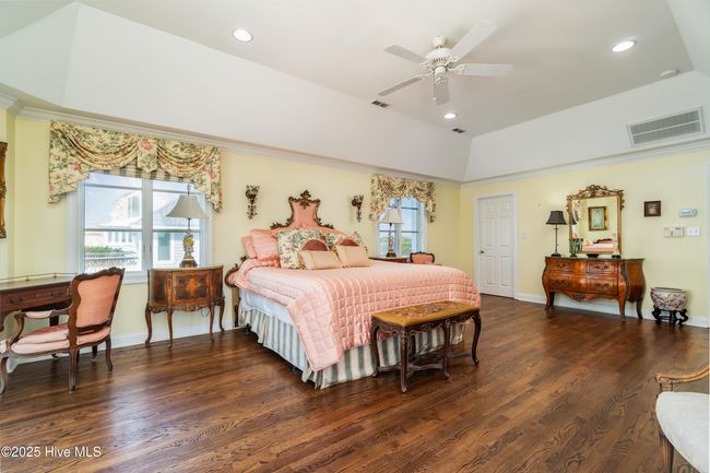 133 Sea Isle Dr, House other with 4 bedrooms, 5 bathrooms and 2 parking in Indian Beach NC | Image 37