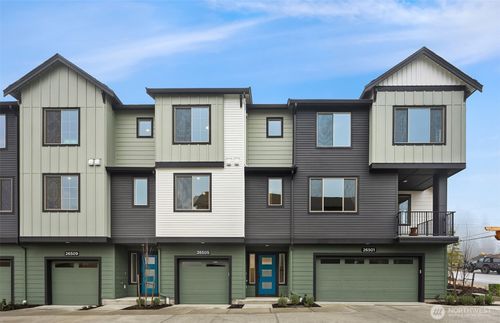 e-26539 Ne 143rd Cir, Duvall, WA, 98019-8715 | Card Image
