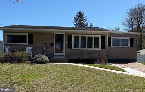 14 Kent Ave, MAPLE SHADE, NJ, 08052-2243 | Card Image