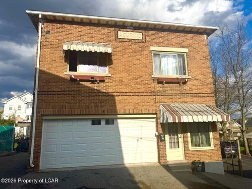 631 Perry Court, Hazleton, PA, 18201 | Card Image