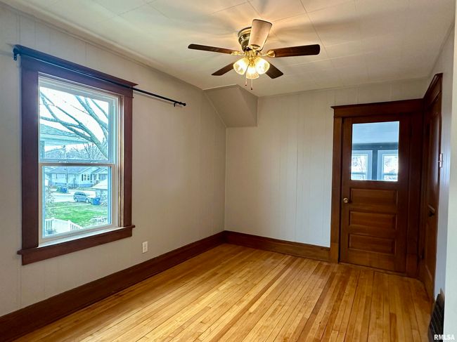 811 7 Th Ave S, House other with 3 bedrooms, 2 bathrooms and null parking in Clinton IA | Image 19