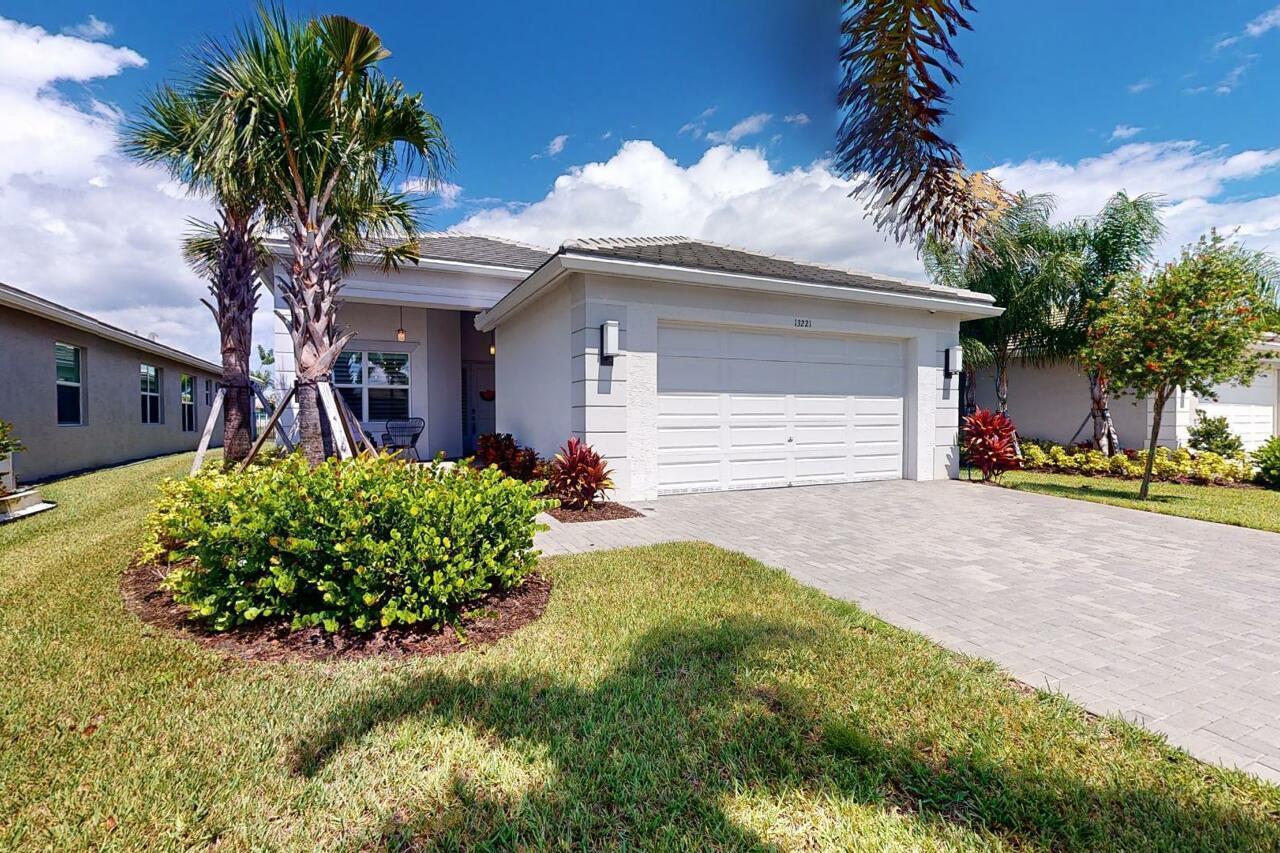 Blue River Rd, Port Street Lucie, FL 34987