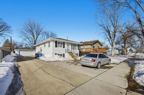 1405 16th St S, Fargo, ND, 58103-3932 | Card Image