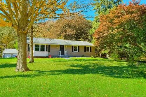 11a/11b Pond Circle Road, Westbrook, CT, 06498 | Card Image