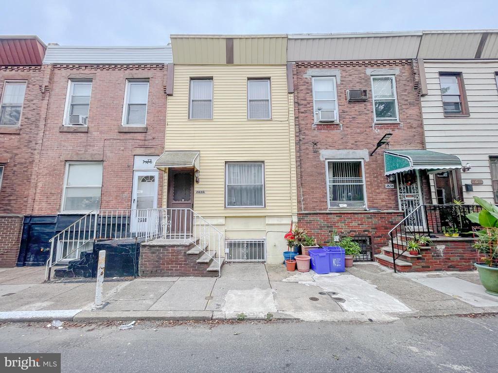 Franklin St, Philadelphia, PA 19148