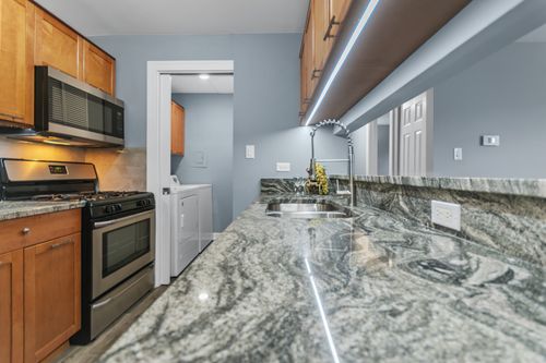 18-7950 163rd Pl, Tinley Park, IL, 60477-1479 | Card Image