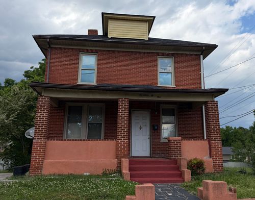 1701 Mercer Ave Nw, Roanoke, VA, 24017-6129 | Card Image