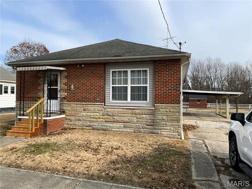 312 School St, Wilsonville, IL, 62093-1067 | Card Image