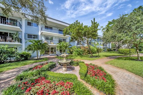 109-a-3000 Ne 5th Ter, Wilton Manors, FL, 33334-2002 | Card Image