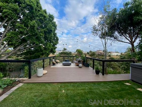 4979 Acuna St, San Diego, CA, 92117-3110 | Card Image