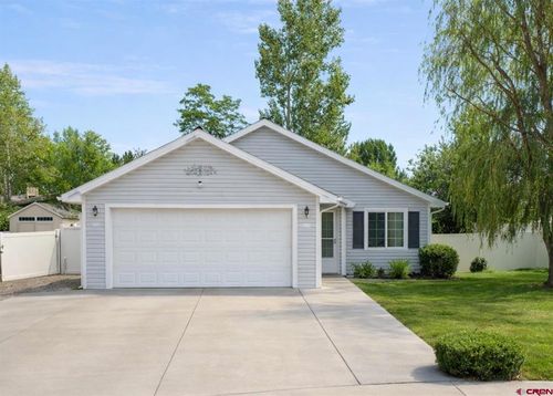 812 Mule Deer Ct, Montrose, CO, 81401-6817 | Card Image