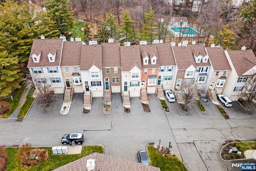 900 Somerset Ct, Ramsey, NJ, 07446-2919 | Card Image