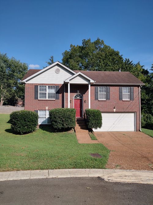 1705 Elm Run Way, Nashville, TN, 37214-5226 | Card Image