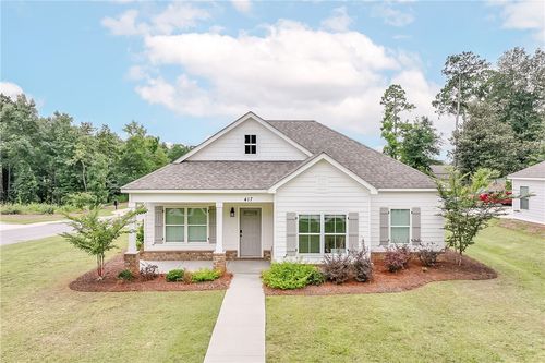 417 Morris Ave, OPELIKA, AL, 36801-2593 | Card Image