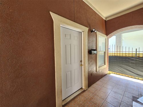 a-5027 Creekmont Drive, Houston, TX, 77091 | Card Image