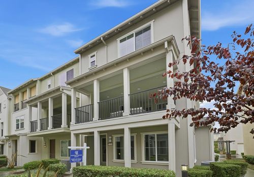 37598 Cape Cod Rd, Newark, CA, 94560-3512 | Card Image