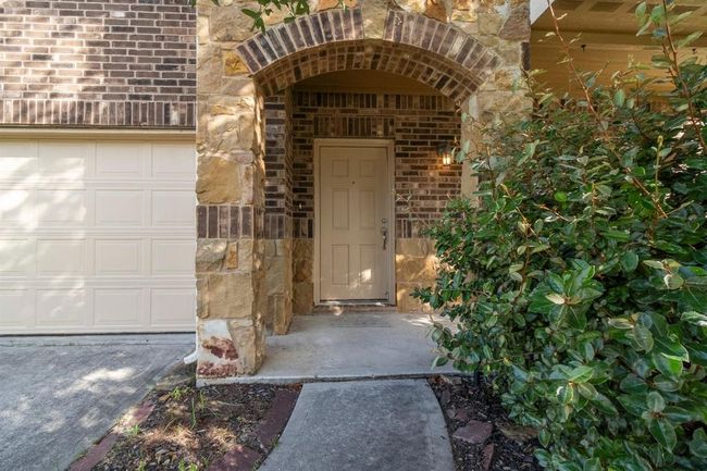 2827 Lockeridge Oaks Dr, House other with 4 bedrooms, 3 bathrooms and 2 parking in Spring TX | Image 5