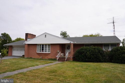 176 Princeton St, MARTINSBURG, WV, 25404-8904 | Card Image