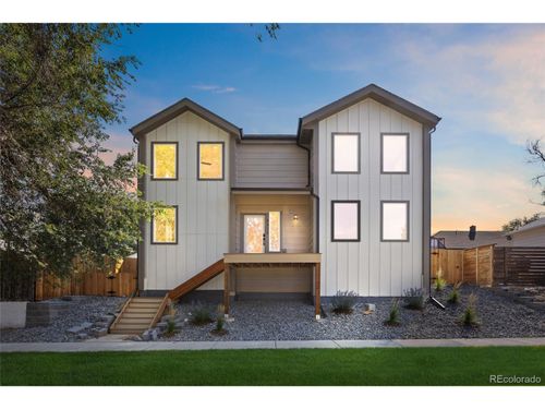3420 N Steele St, Denver, CO, 80205-4337 | Card Image
