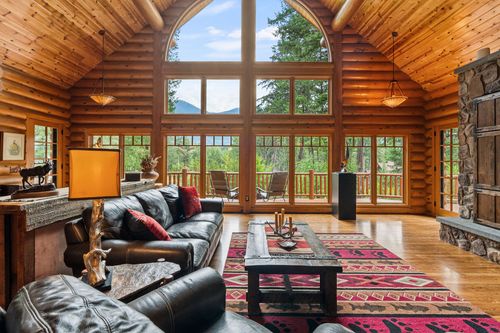 20 Wood Ridge Dr, Columbia Falls, MT, 59912-9340 | Card Image