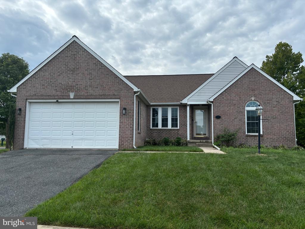 Bayview Ct, Essex, MD 21221
