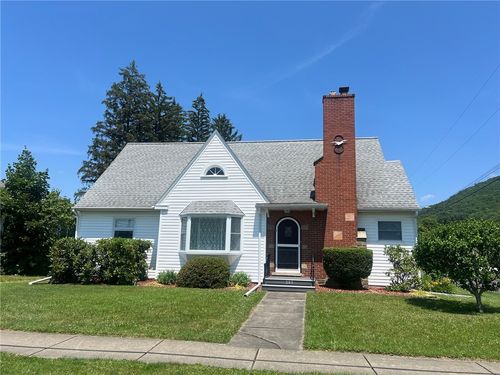 207 E Pulteney St, Corning, NY, 14830-2225 | Card Image
