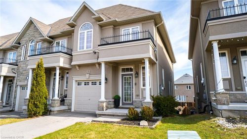 92 Vinton Road, Ancaster, ON, L9K0G6 | Card Image