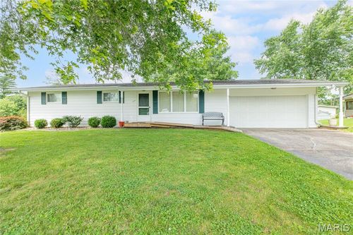 457 Maple Dr, Bethalto, IL, 62010-2285 | Card Image