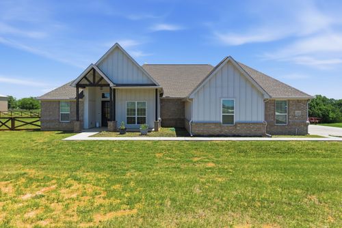 7609 Carter Ranch Rd, Azle, TX, 76020-7089 | Card Image