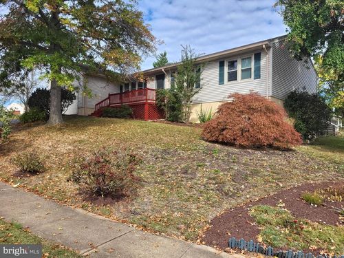 202 Stratford Pl Sw, Leesburg, VA, 20175-3846 | Card Image