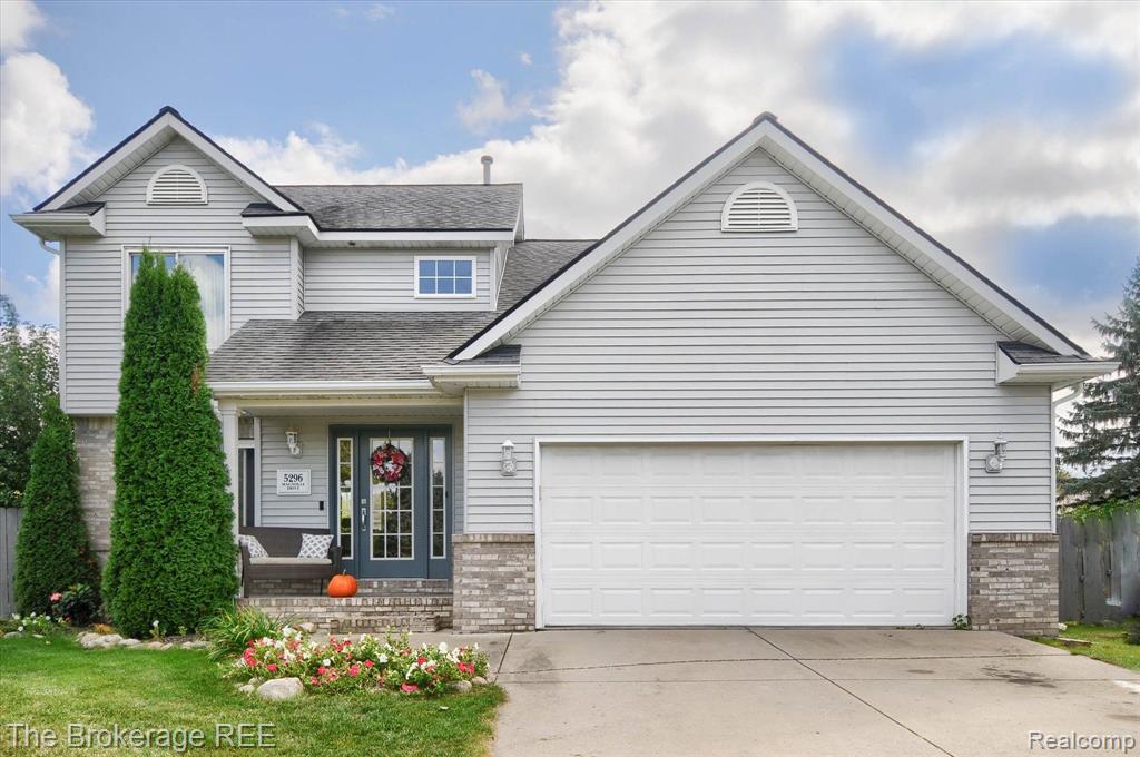 Magnolia Dr, Grand Blanc, MI 48439