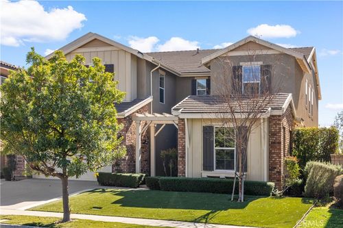 638 E Tangerine St, Azusa, CA, 91702-6868 | Card Image