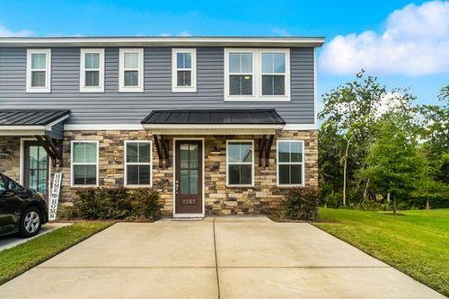 7767 Park Gate Dr, North Charleston, SC, 29418-3807 | Card Image