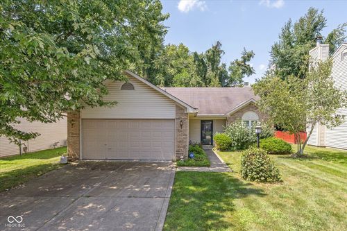 12126 Blue Springs Ln, Fishers, IN, 46037-7901 | Card Image