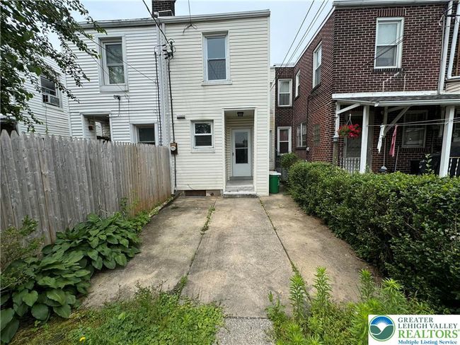 623 N Lafayette St, Townhouse with 3 bedrooms, 1 bathrooms and null parking in Allentown PA | Image 23