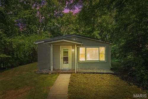 1013 Karsch Blvd, Farmington, MO, 63640-3404 | Card Image