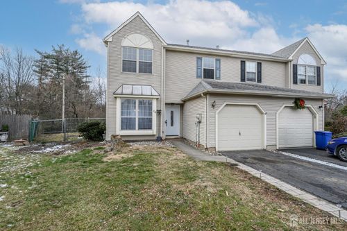 14 Ravenwood Ct, Freehold, NJ, 07728-3760 | Card Image