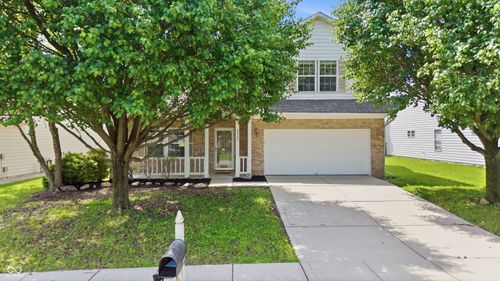 9663 Stonewall Ln, Avon, IN, 46123-9468 | Card Image
