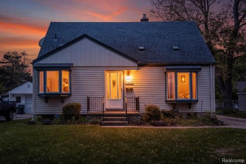 1863 Thomas Ave, Berkley, MI, 48072-3234 | Card Image