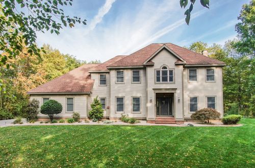 17 Misty Meadow Rd, Burlington, CT, 06013-2229 | Card Image